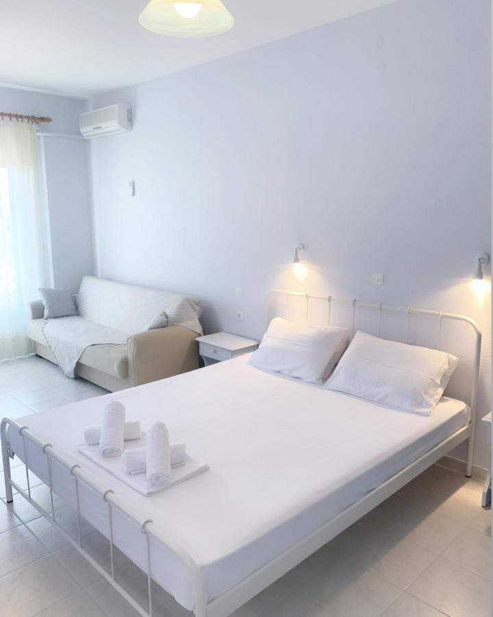 Ilias Apartments Финикунда Экстерьер фото