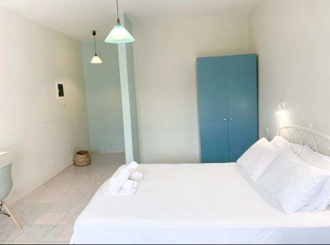 Ilias Apartments Финикунда Экстерьер фото