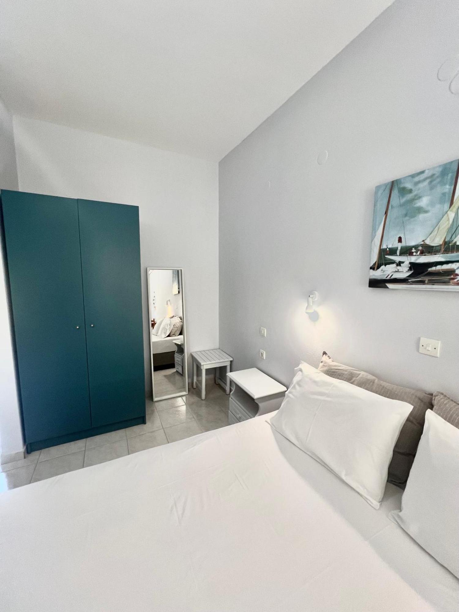 Ilias Apartments Финикунда Экстерьер фото